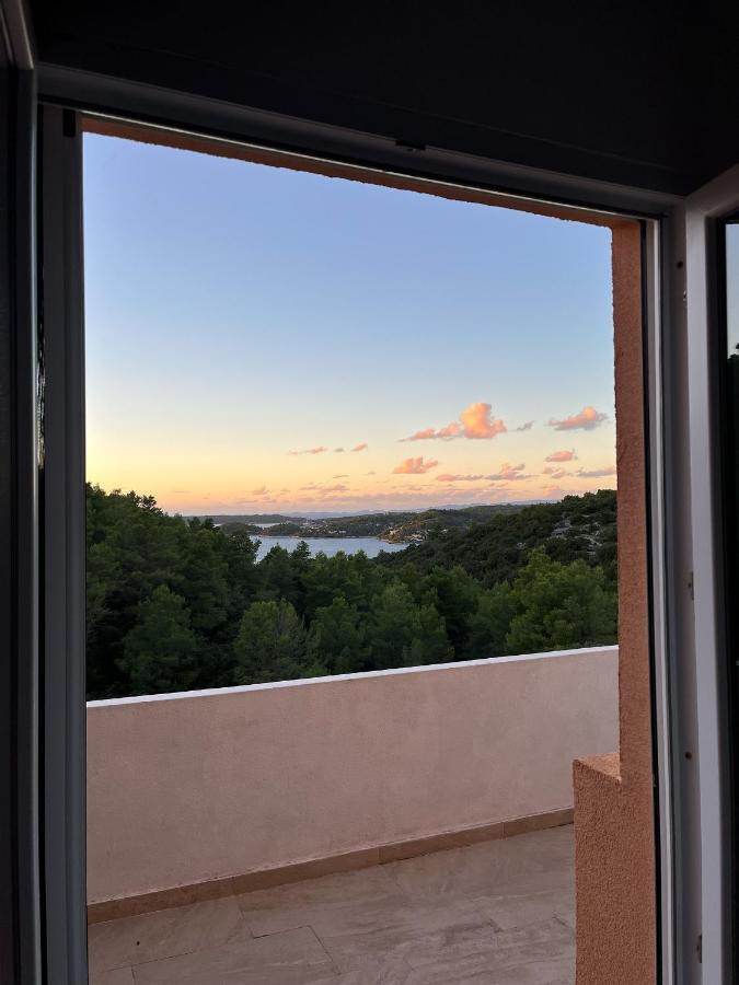 Svema Apartman Vela Luka Eksteriør billede
